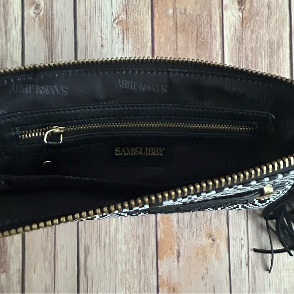 Sam & Libby Black and White Zigzag Clutch - Picture 4 of 7